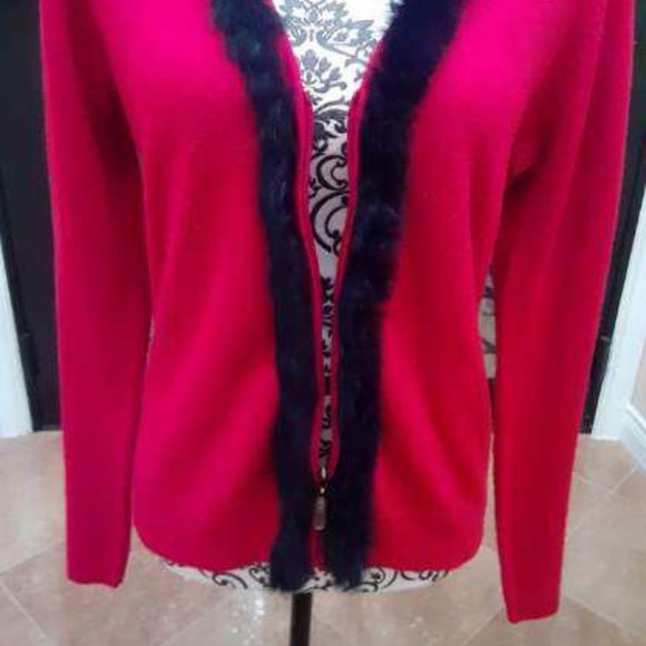 C.L.C Red/Blk Rabbit trim Sweater - Picture 5 of 8